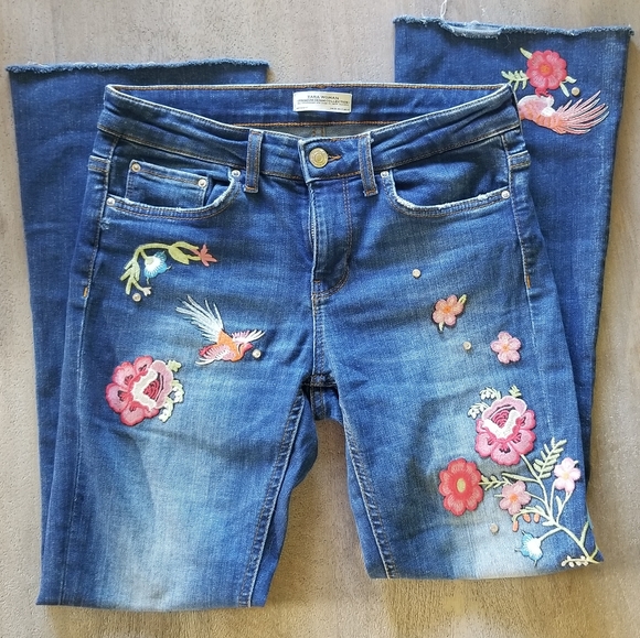 Zara Denim - Free 📬 Zara Jean's W/ Floral Design, Size 4
